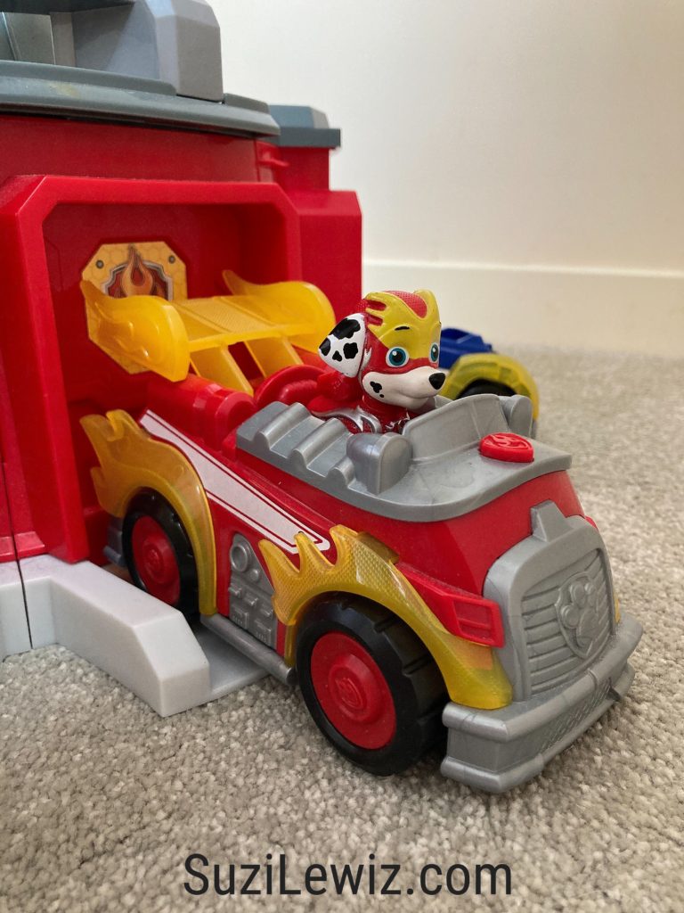 Paw Patrol Lookout Tower Mighty Marshall Figure and Vehicle